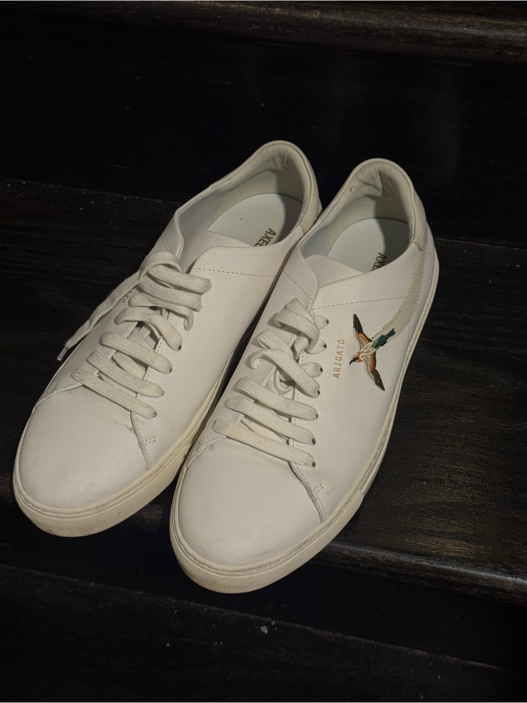 Axel Arigato White Leather Low-Top Sneakers With Embroidered Logo